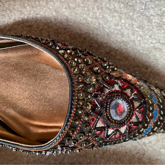 Beaded Slip on shoes - Picture 2 of 11